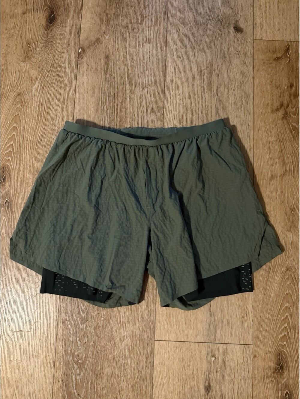 Lululemon Surge Shorts Mens XL Lined 6” Inseam Special Edition Gym Athletic